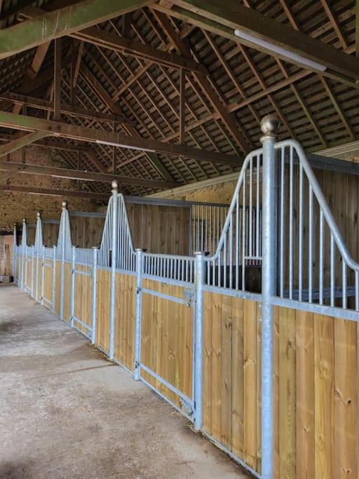 Gite Au Haras D'Agathe Et Ses Princes Les Barils Εξωτερικό φωτογραφία